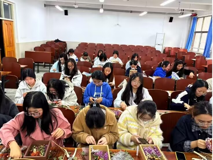 518720f0ab20408d89a7e75215a75521.jpg 518720f0ab20408d89a7e75215a75521.jpg